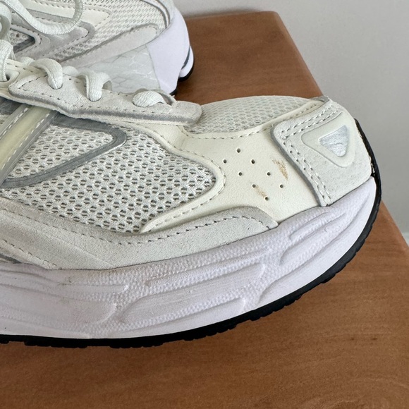 Adidas Response CL Tennis Shoes - Picture 9 of 13